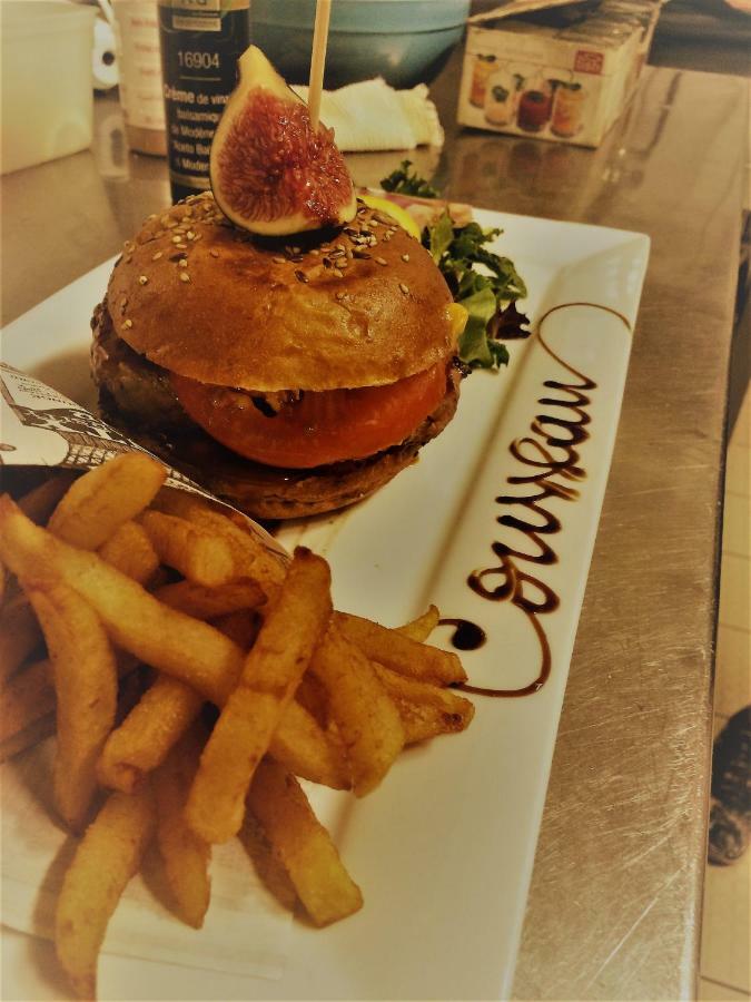 Hotel Restaurant Cousseau Парантис-ан-Борн Екстериор снимка